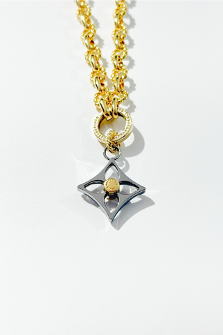 Circle Lv Necklace