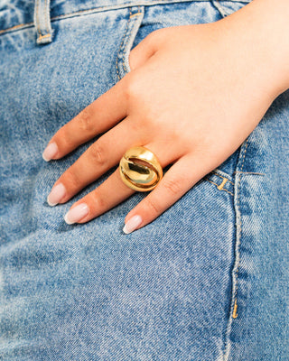 Oval Gold Ring