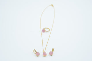 Pomera Rose Quartz Necklace